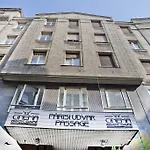 Josephine Apartment